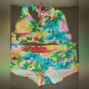Women's 2 piece baithing suit